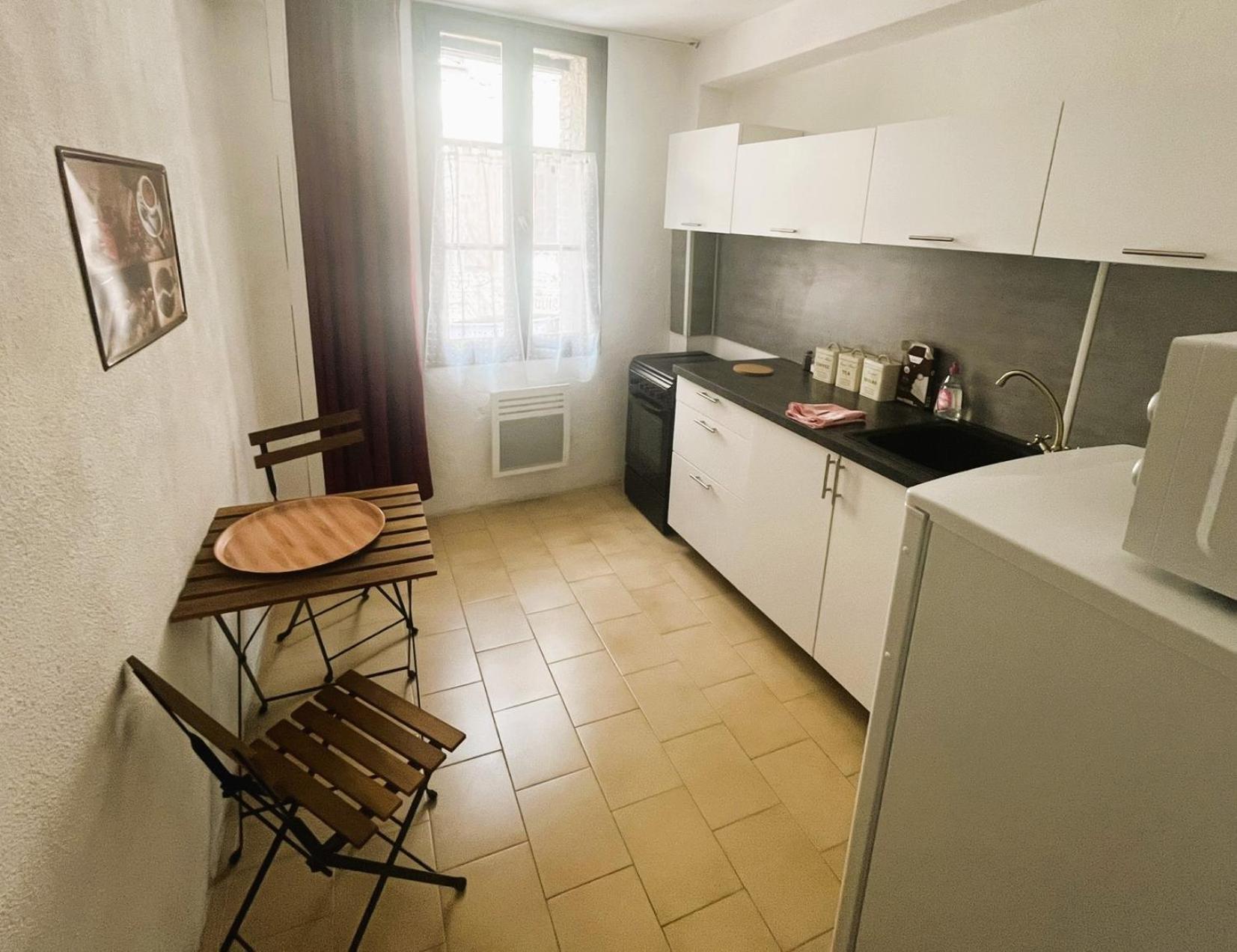 孔夫朗自由城Au Pied Des Remparts 10 Rue Saint Jean公寓 外观 照片